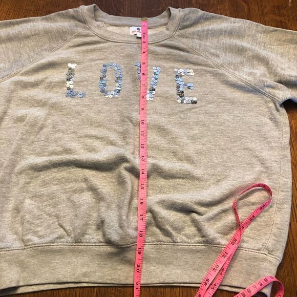 Sundry Love Embellished Sweatshirt size Large - Picture 8 of 11